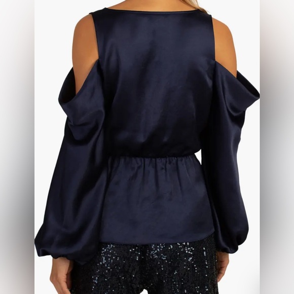 Trina Turk NWT Navy Milky Way Cold Shoulder Balloon Sleeve Satin Long Sleeve Top - Picture 2 of 6